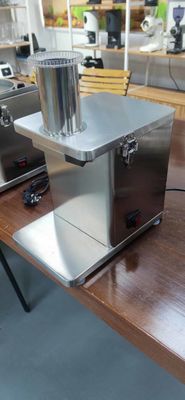 100 kg/20 min Efficienza del lavoro Macchina per tagliare verdure per carote, patate, cetrioli e cipolle